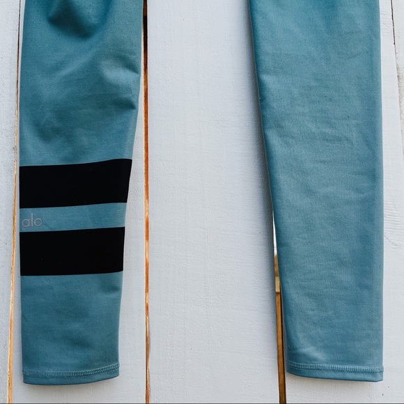 Alo Yoga Airbrush Legging in Gradient Evermint Women’s Small - Picture 10 of 14